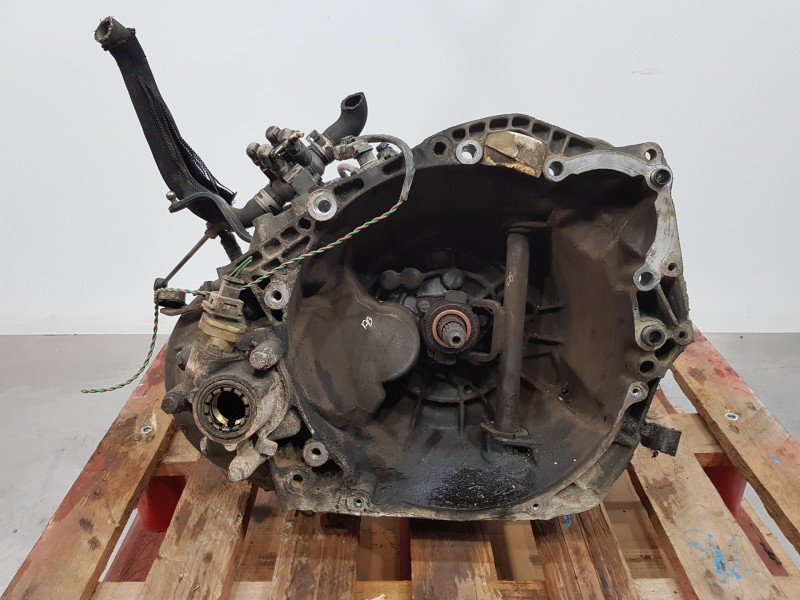 Recambio de caja cambios para citroen berlingo combi referencia OEM IAM 20TE29  