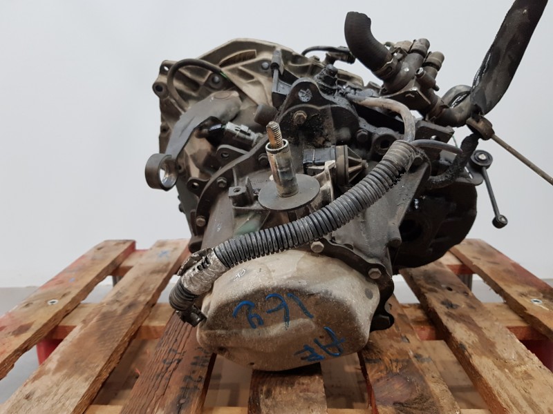 Recambio de caja cambios para citroen berlingo combi referencia OEM IAM 20TE29  