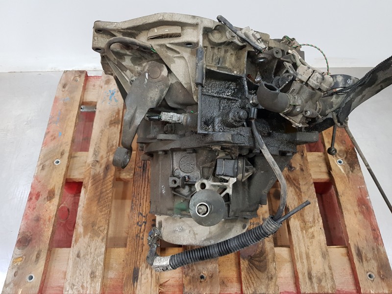 Recambio de caja cambios para citroen berlingo combi referencia OEM IAM 20TE29  