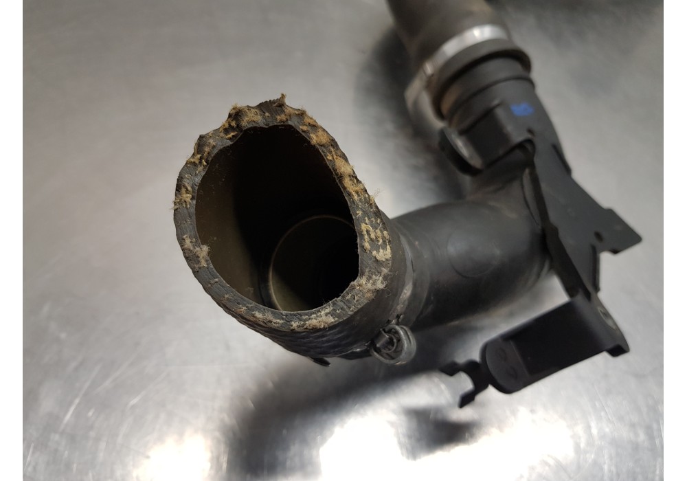 Recambio de tubo presion turbocompresor para renault megane iii berlina 5 p gt line referencia OEM IAM 144603116R 144609794R 
