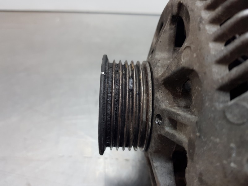 Recambio de alternador para citroen berlingo combi referencia OEM IAM 57054F 9635342080 2542228C