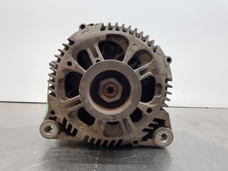 Recambio de alternador para citroen berlingo combi referencia OEM IAM 57054F 9635342080 2542228C