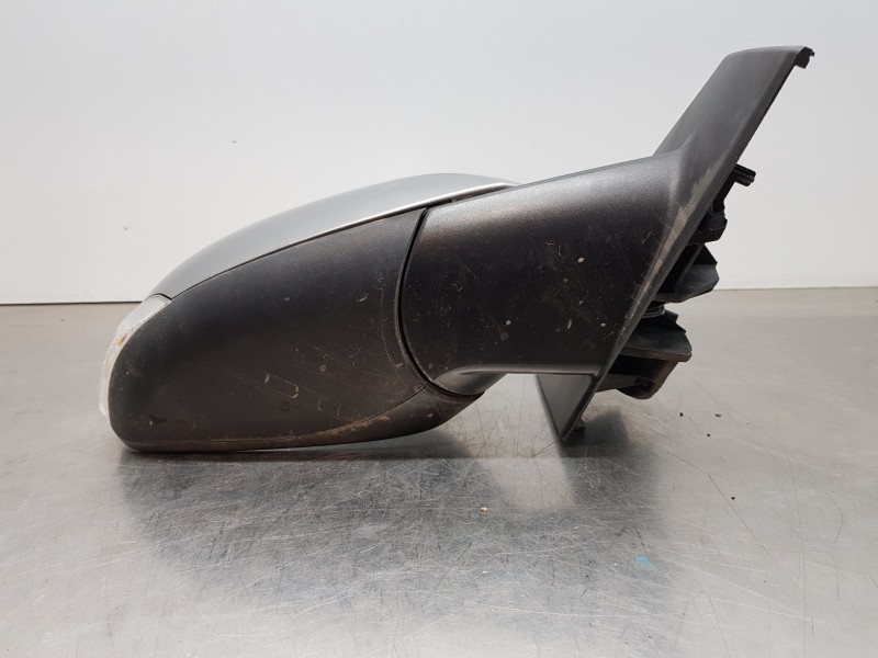 Recambio de retrovisor derecho para renault megane iii berlina 5 p gt line referencia OEM IAM 963010192R  