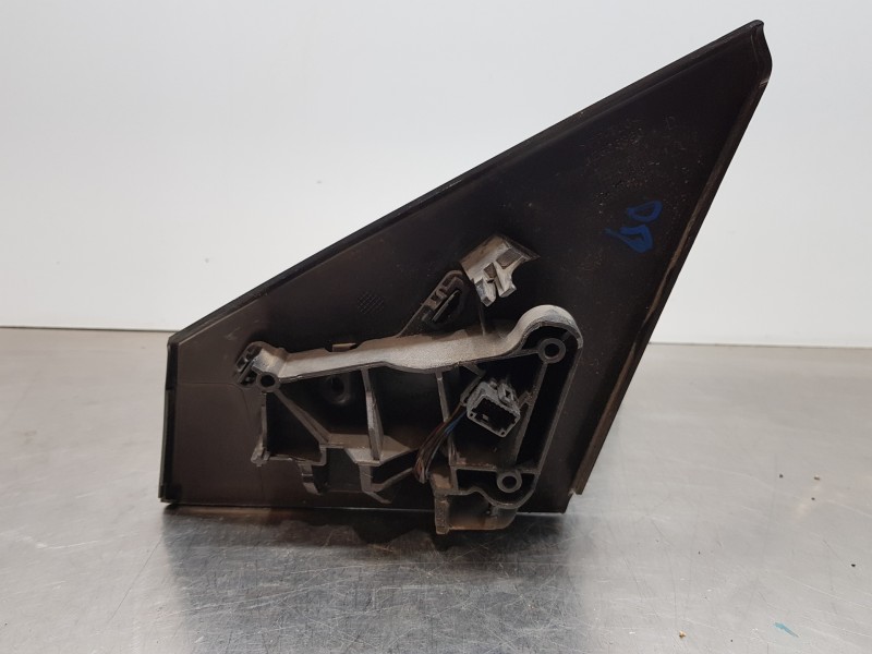 Recambio de retrovisor derecho para renault megane iii berlina 5 p gt line referencia OEM IAM 963010192R  