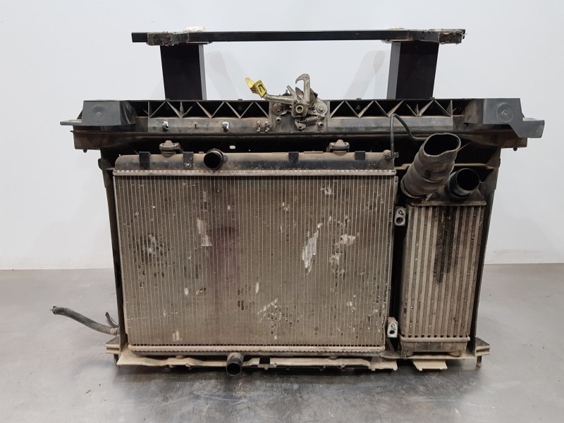 Recambio de morro completo para peugeot partner kasten active referencia OEM IAM 7401PT  