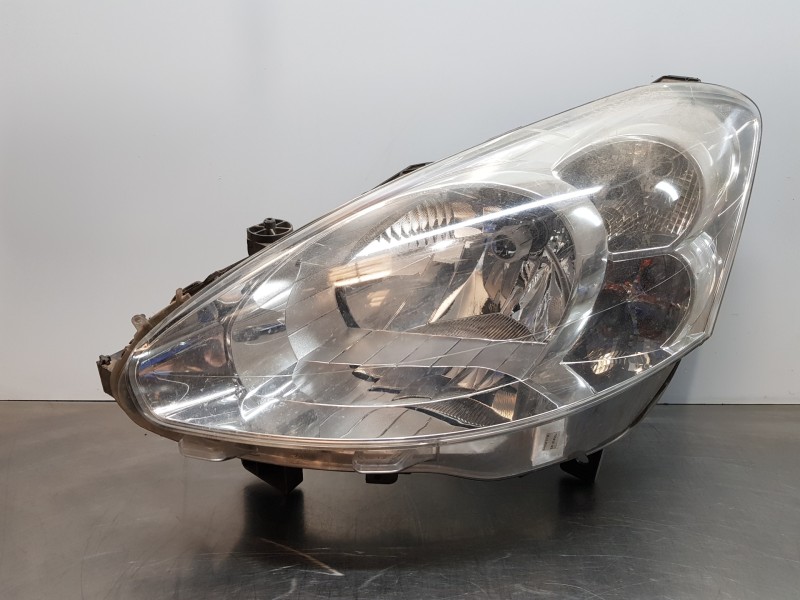 Recambio de morro completo para peugeot partner kasten active referencia OEM IAM 7401PT  