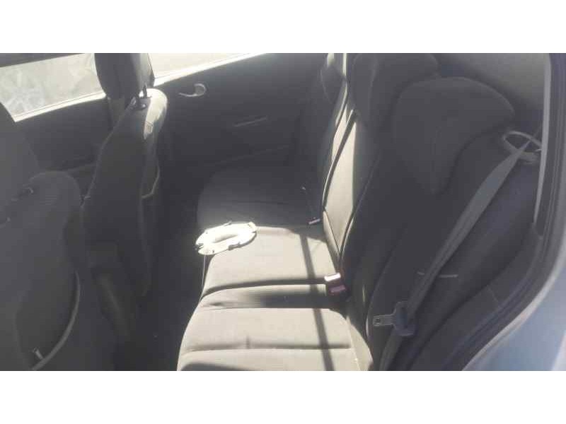 renault megane ii berlina 5p del año 2023