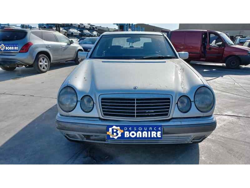 mercedes clase e (w210) berlina diesel del año 2000