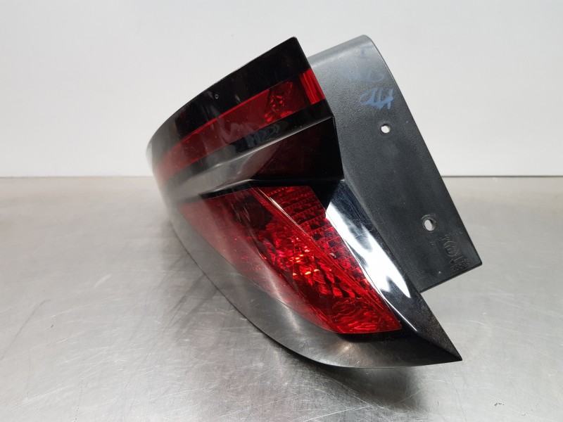 Recambio de piloto trasero izquierdo para hyundai tucson tecno sky referencia OEM IAM 92401N7000  