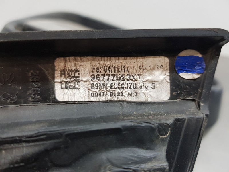 Recambio de retrovisor izquierdo para peugeot partner kasten active referencia OEM IAM 1679996580  