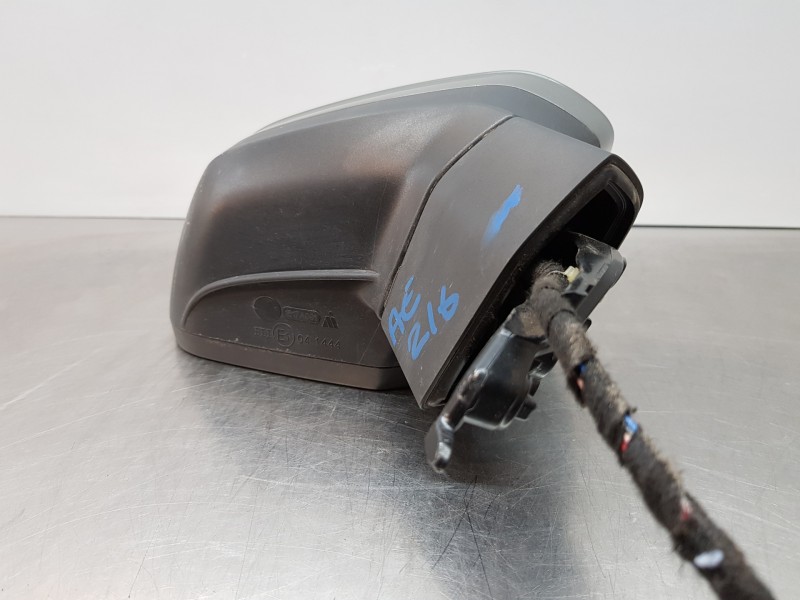 Recambio de retrovisor derecho para audi q3 sportback (f3n) s line referencia OEM IAM 83B857410H9B9 83B857410H 