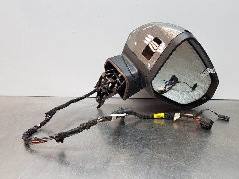 Recambio de retrovisor derecho para audi q3 sportback (f3n) s line referencia OEM IAM 83B857410H9B9 83B857410H 