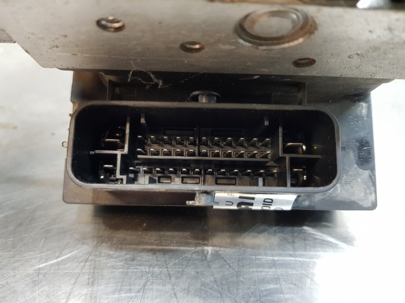 Recambio de abs para peugeot partner kasten active referencia OEM IAM 9674663580 0265951952 0265252222