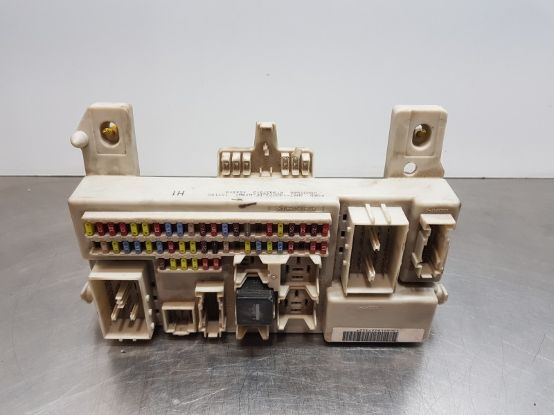 Recambio de caja reles / fusibles para ford focus c-max (cap) trend referencia OEM IAM 3M5T14A073DF  