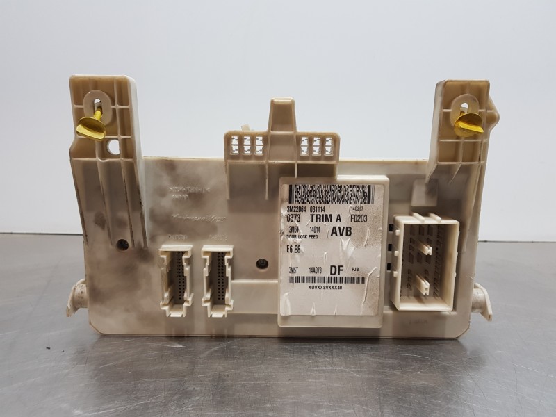 Recambio de caja reles / fusibles para ford focus c-max (cap) trend referencia OEM IAM 3M5T14A073DF  