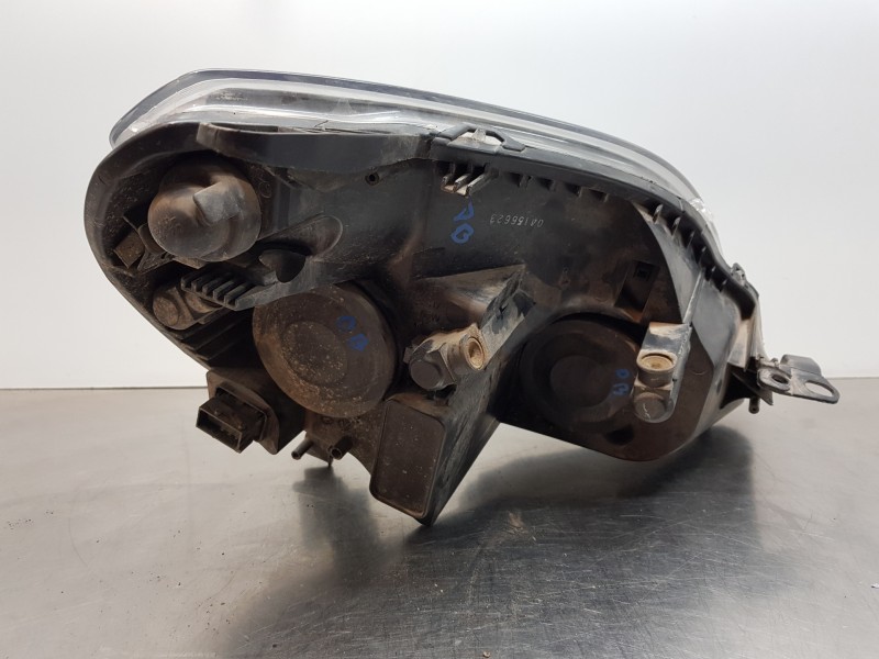 Recambio de faro izquierdo para opel zafira b essentia referencia OEM IAM 93190408  