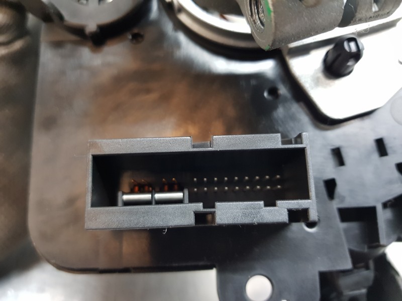 Recambio de mando multifuncion para opel zafira b essentia referencia OEM IAM 13250224  