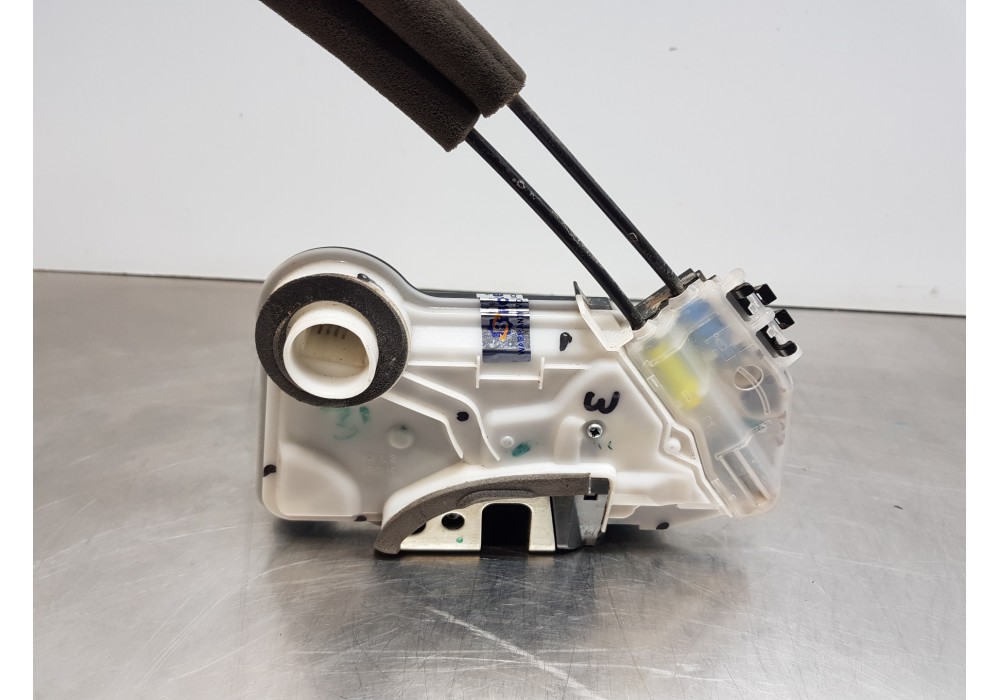 Recambio de cerradura puerta delantera izquierda para toyota corolla touring sports (e21) hybrid referencia OEM IAM 6904002491  