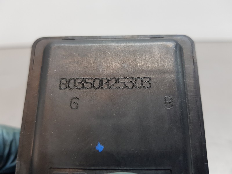 Recambio de antirrobo para renault scenic ii authentique referencia OEM IAM 8200033233 8201340959 