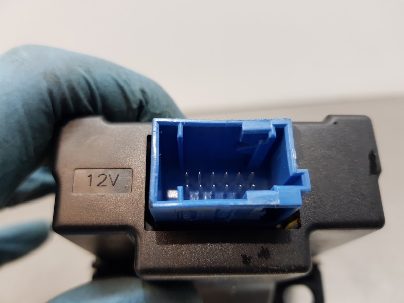 Recambio de freno de mano electrico para renault scenic ii authentique referencia OEM IAM 8200243681  