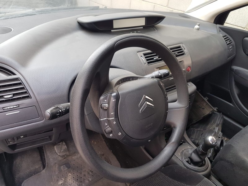 citroen c4 berlina del año 2009