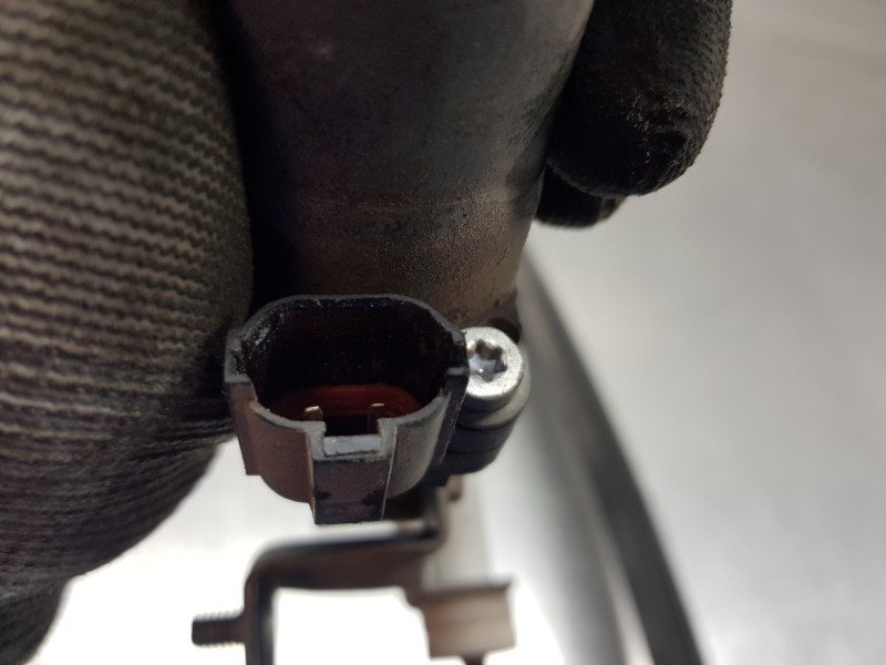 Recambio de elevalunas trasero derecho para ssangyong rodius premium referencia OEM IAM 8810021014 7334021001 