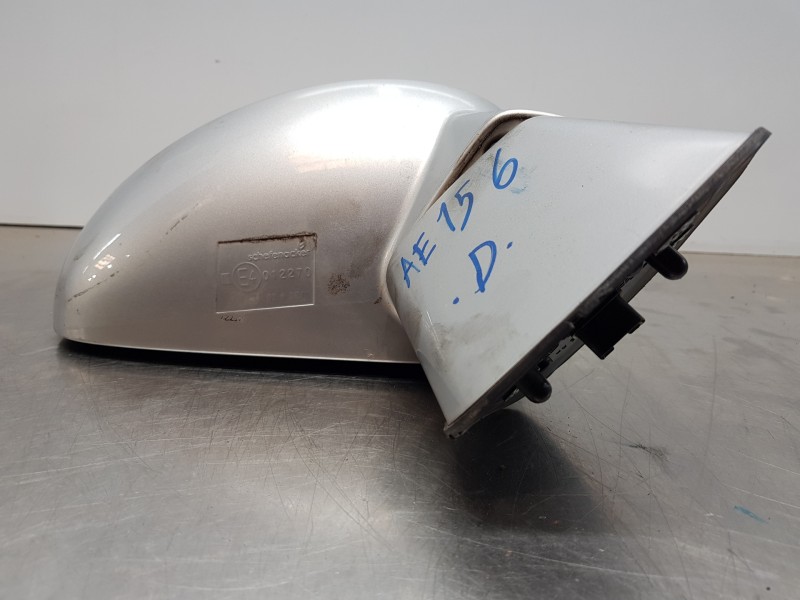 Recambio de retrovisor derecho para ssangyong rodius premium referencia OEM IAM 7892121121SAF  