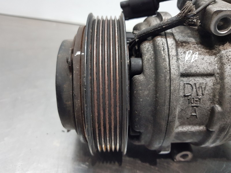 Recambio de compresor aire acondicionado para ssangyong rodius premium referencia OEM IAM 180500390A  