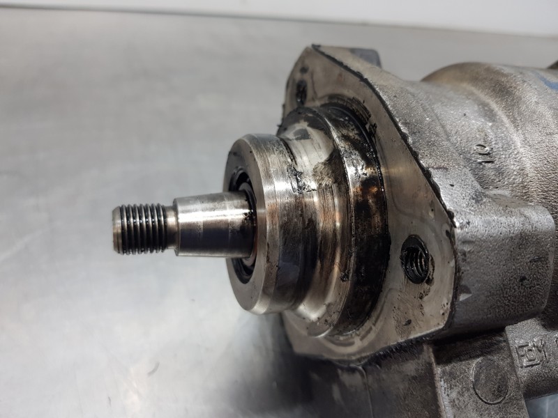 Recambio de bomba inyeccion para ssangyong rodius premium referencia OEM IAM 6650700401 A6650700101 