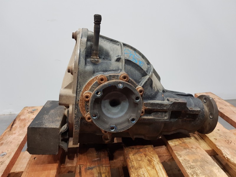 Recambio de diferencial trasero para ssangyong rodius premium referencia OEM IAM 1513501501  