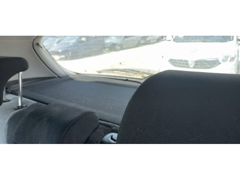 peugeot 307 berlina (s2) del año 2006