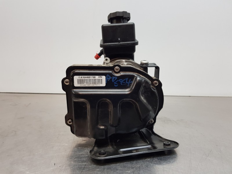 Recambio de bomba direccion para mercedes clase m (w164) 4matic referencia OEM IAM A1644601780  