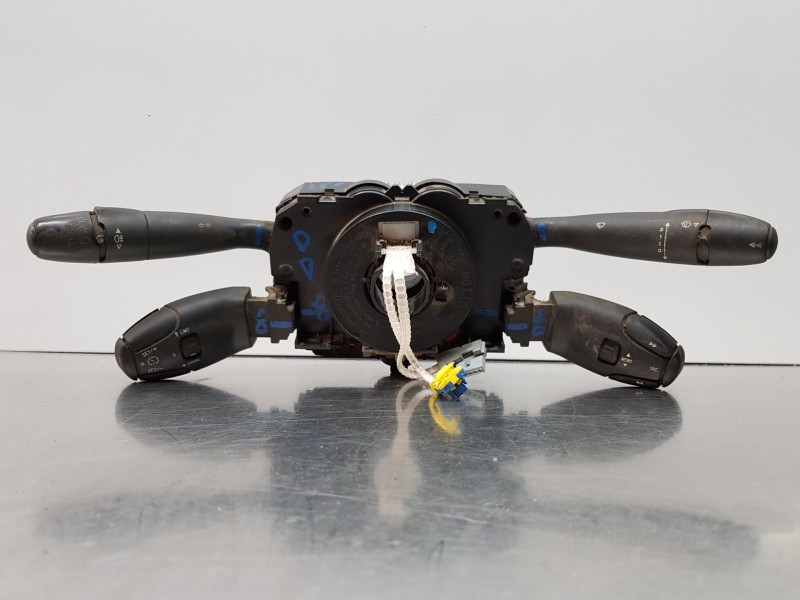 Recambio de mando multifuncion para peugeot partner kasten active referencia OEM IAM 98062248XT  
