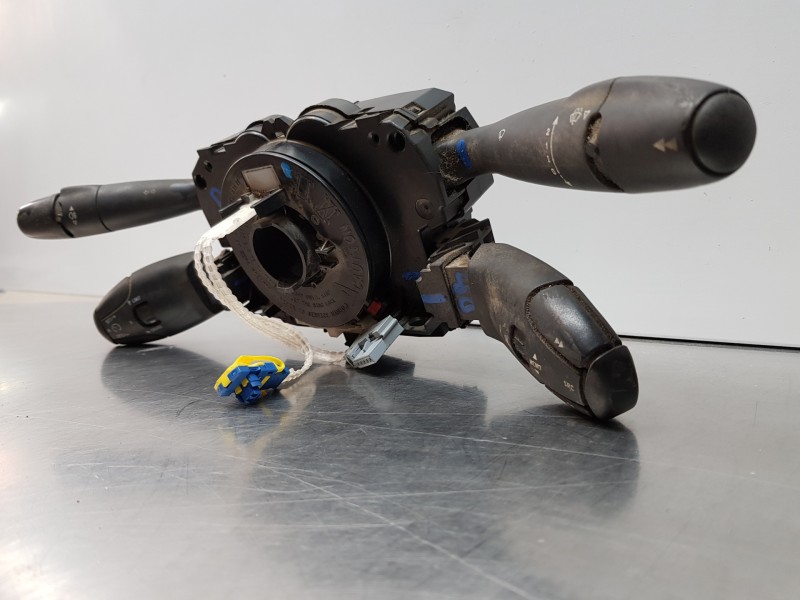 Recambio de mando multifuncion para peugeot partner kasten active referencia OEM IAM 98062248XT  