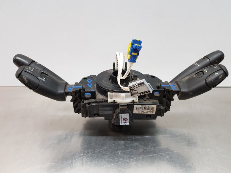 Recambio de mando multifuncion para peugeot partner kasten active referencia OEM IAM 98062248XT  