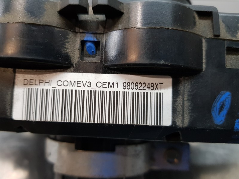 Recambio de mando multifuncion para peugeot partner kasten active referencia OEM IAM 98062248XT  