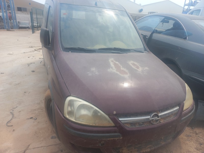 opel combo (corsa c) del año 2001