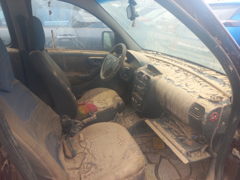 opel combo (corsa c) del año 2001