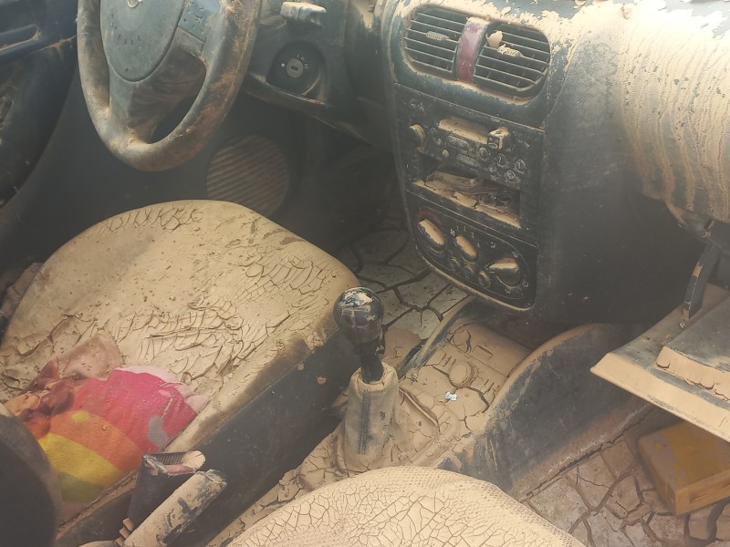 opel combo (corsa c) del año 2001