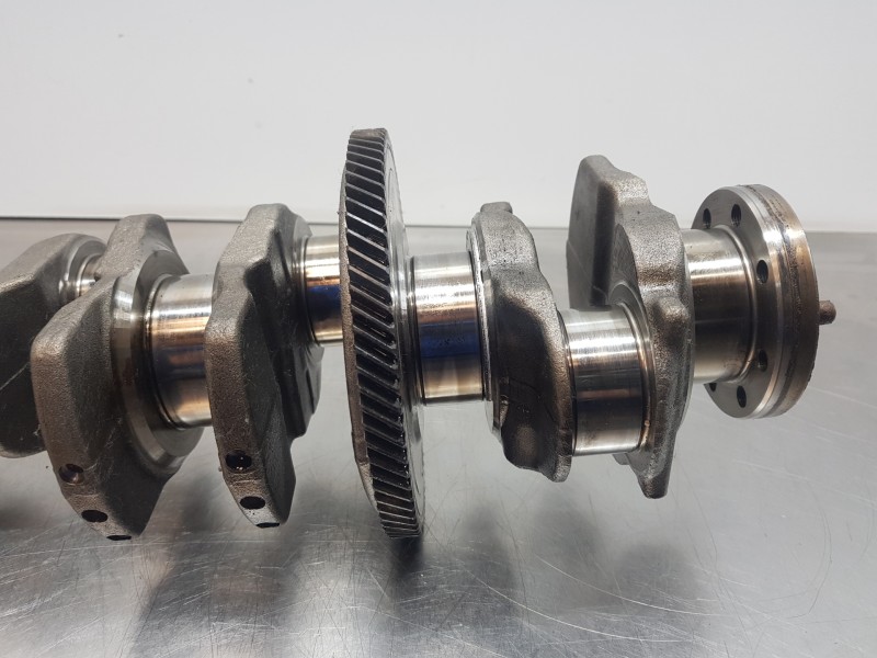 Recambio de cigueñal para citroen ds 7 crossback referencia OEM IAM 9678028780  