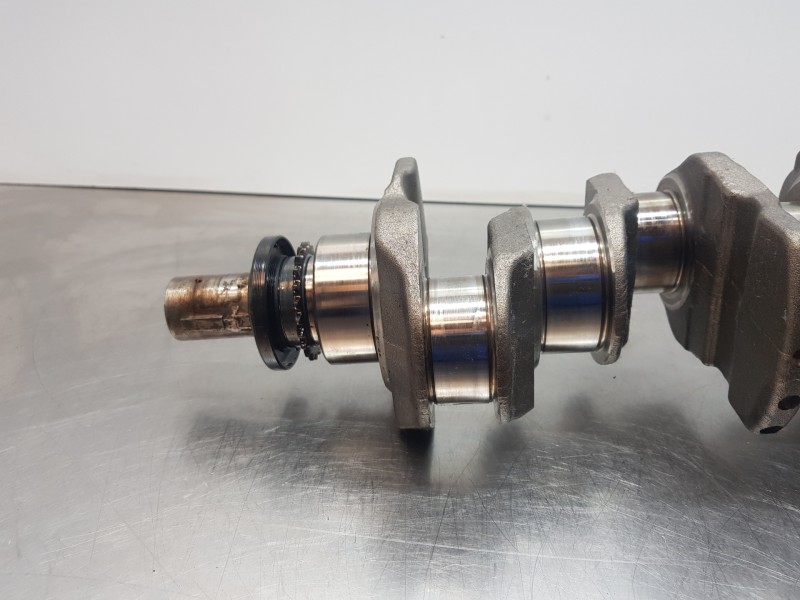 Recambio de cigueñal para citroen ds 7 crossback referencia OEM IAM 9678028780  