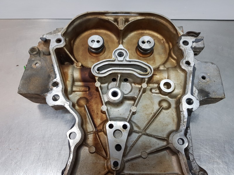 Recambio de tapa distribucion para nissan juke (f15) visia referencia OEM IAM 1350200Q0E  