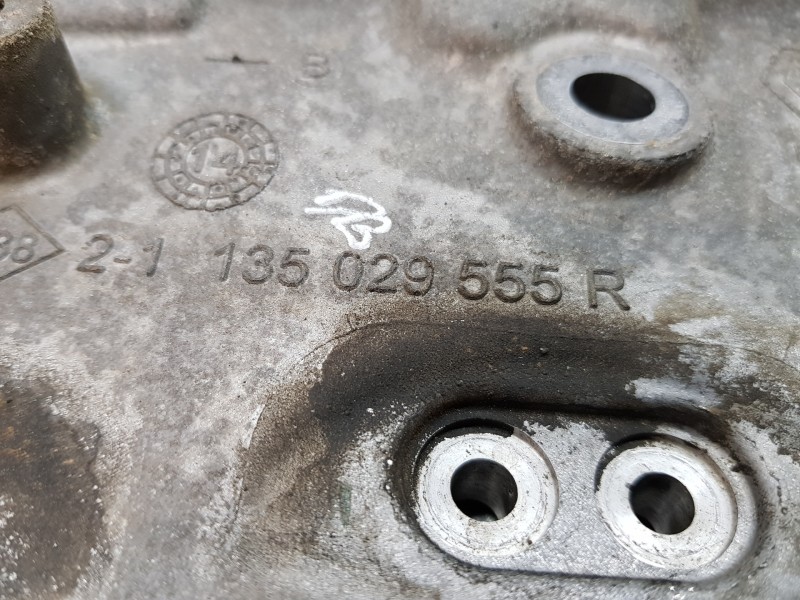 Recambio de tapa distribucion para nissan juke (f15) visia referencia OEM IAM 1350200Q0E  