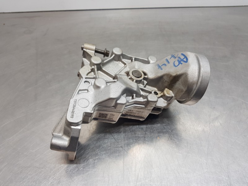Recambio de bomba aceite para citroen c4 picasso puretech referencia OEM IAM 9801943580  