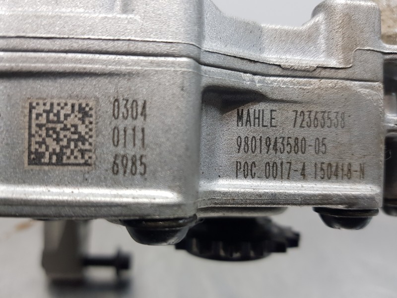 Recambio de bomba aceite para citroen c4 picasso puretech referencia OEM IAM 9801943580  