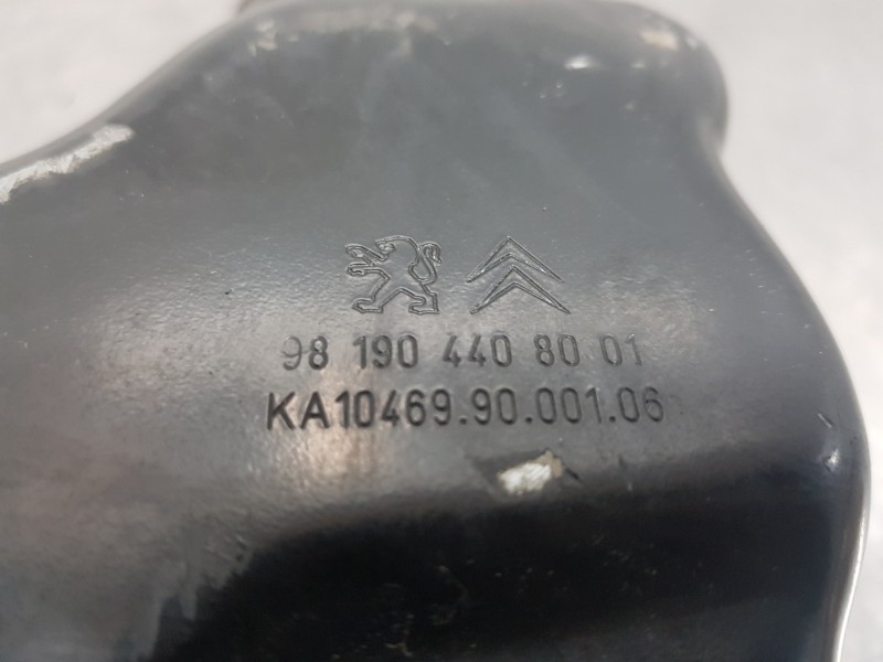 Recambio de carter para citroen c4 picasso puretech referencia OEM IAM 9819044080  