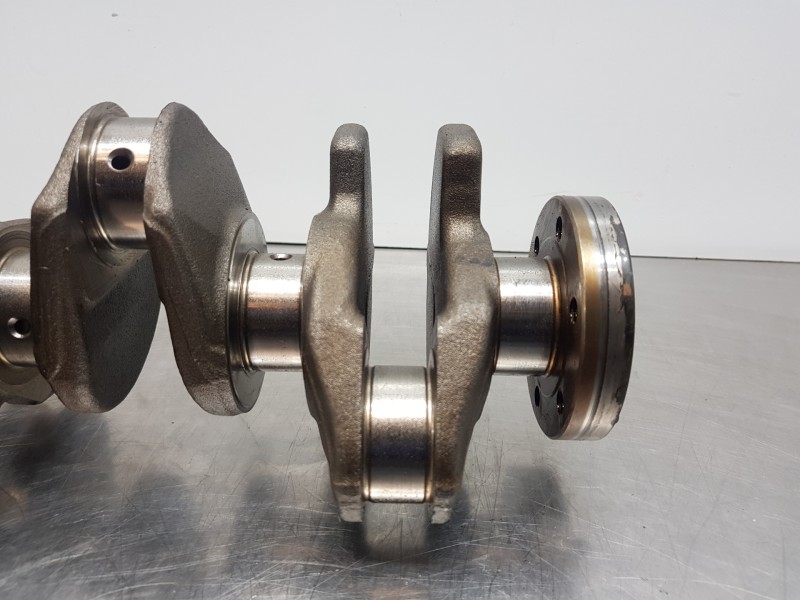 Recambio de cigueñal para citroen c4 picasso puretech referencia OEM IAM 1610812580  