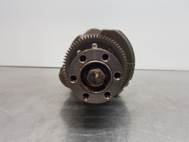Recambio de cigueñal para citroen c4 picasso puretech referencia OEM IAM 1610812580  