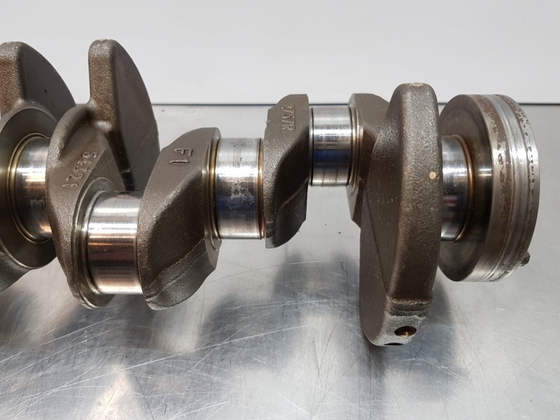 Recambio de cigueñal para nissan juke (f15) visia referencia OEM IAM 1220100Q0M  