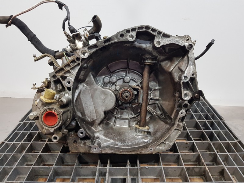 Recambio de caja cambios para peugeot 306 break boulevard referencia OEM IAM 20TD95  